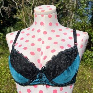 Vintage Lace Up Bra